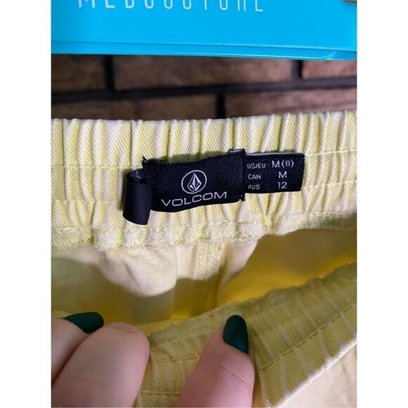 Volcom Strutin Stone Shorts - Picture 3 of 5